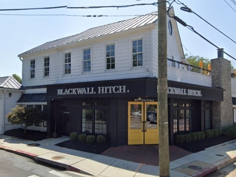 Skipping the prep or staying home? Here are some local and national restaurants in Annapolis that will bring the turkey to you this year.
