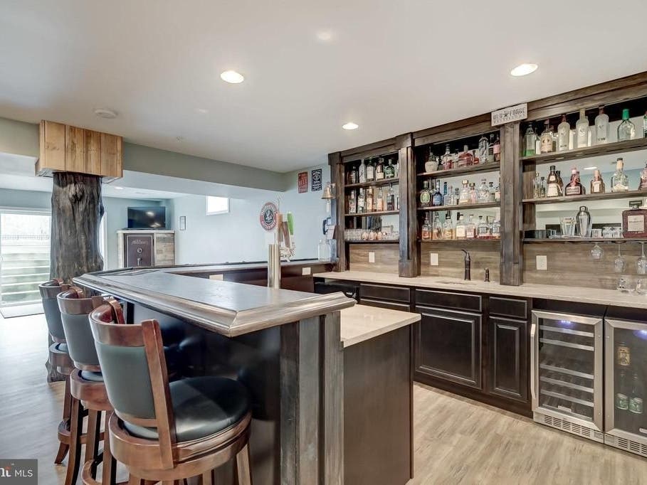 Comprehensive Bar, Secret Area Glamorize 0K Severn Residence