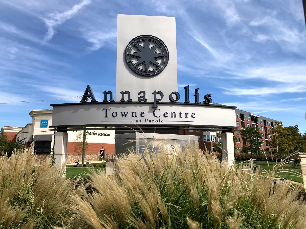A 24-hour gym called Snap Fitness opened recently in the Annapolis Town Center, pictured above.