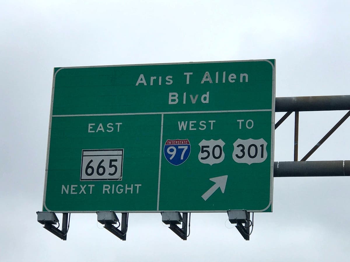 When is the best time to leave the Baltimore-Washington, D.C. area on Thanksgiving weekend? Patch has you covered with the full travel forecast. A street sign in Anne Arundel County is pictured above.
