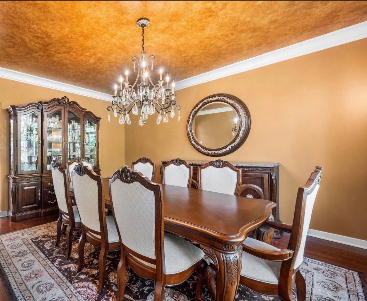 American Drew - Bob Mackie 77" - 117" Extendable Table, 8 Chairs, and Hutch $1200