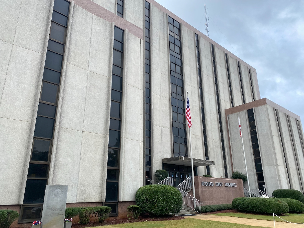 The exterior of the Tuscaloosa County Courthouse. 