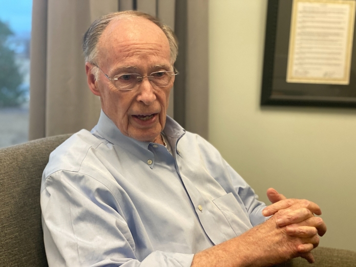 Tuscaloosa dermatologist and former Alabama governor Dr. Robert Bentley will offer a free 