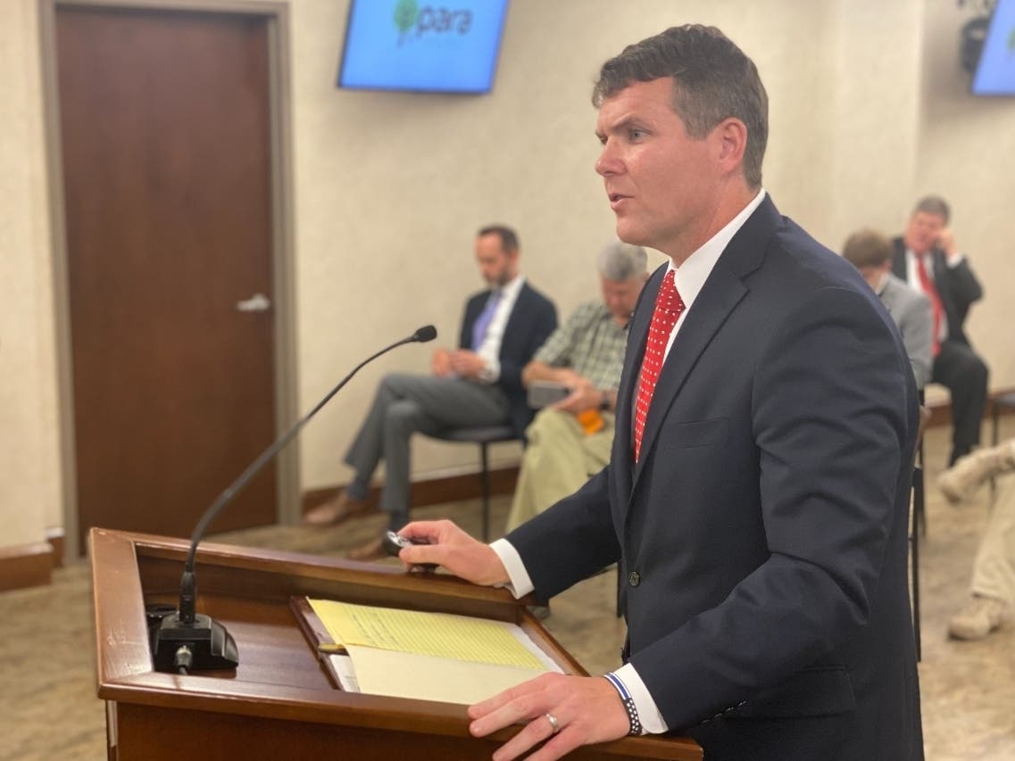 Tuscaloosa Mayor Walt Maddox addresses the Tuscaloosa County Commission Wednesday to propose a new funding model for PARA. 