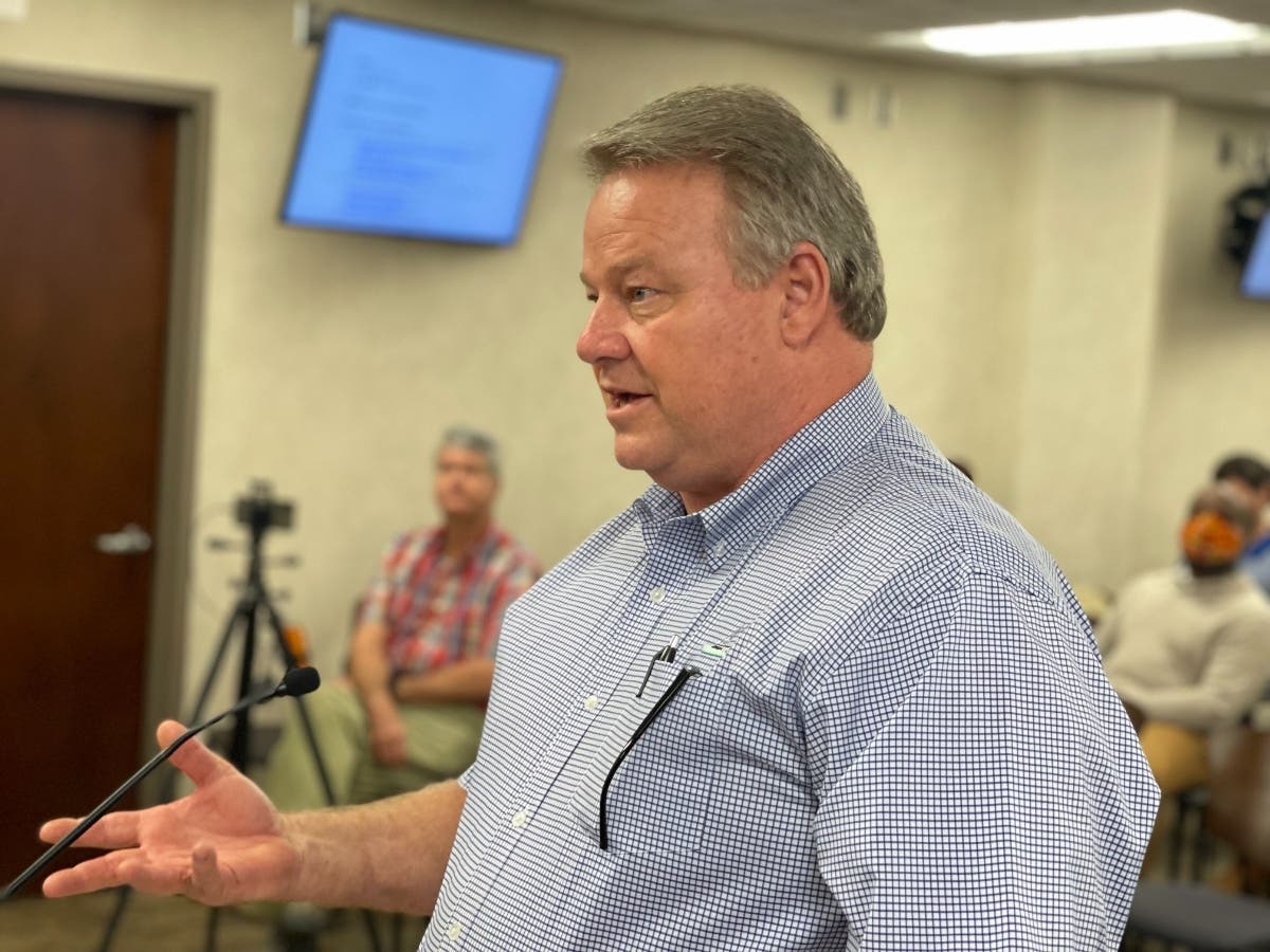 PARA Executive Director Gary Minor speaks to the County Commission on Wednesday.