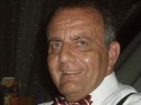 Scott Brenizer, a longtime basketball coach at Tuscaloosa Acacemy, died surround by family on Tuesday at the age of 70. 