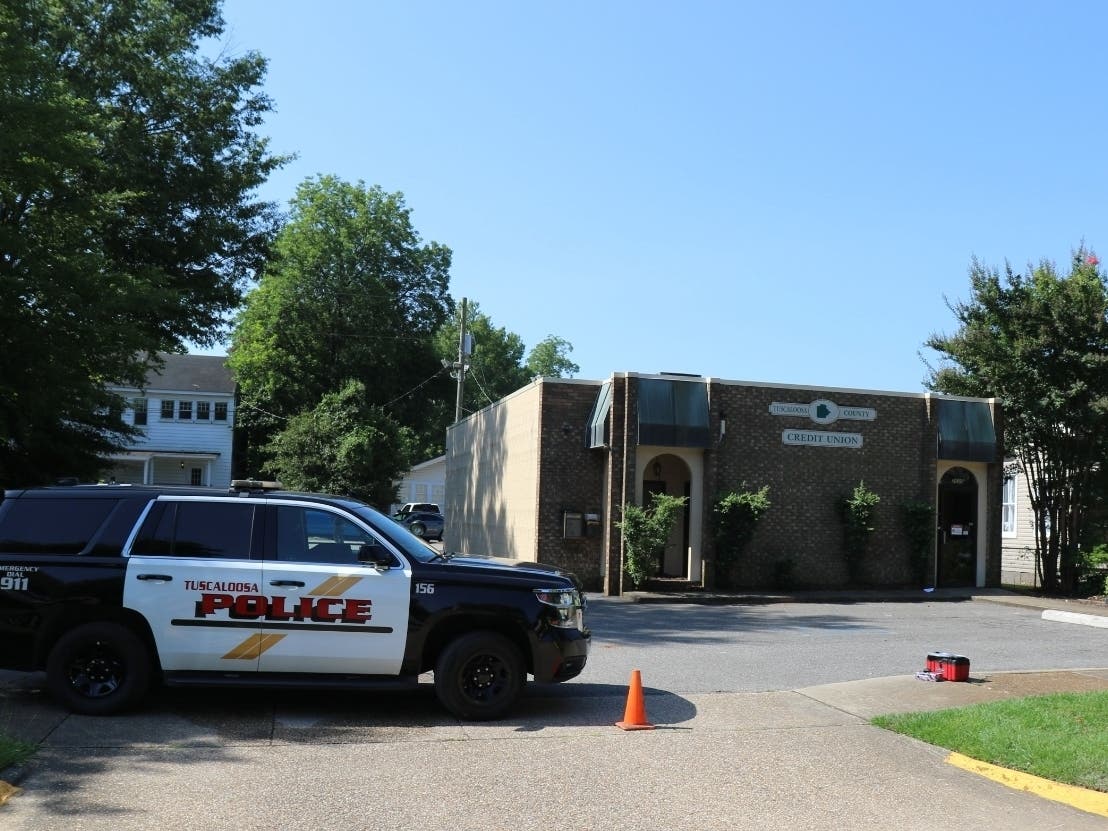 Investigators were on scene at the Tuscaloosa County Credit Union Monday morning following a reported burglary. 
