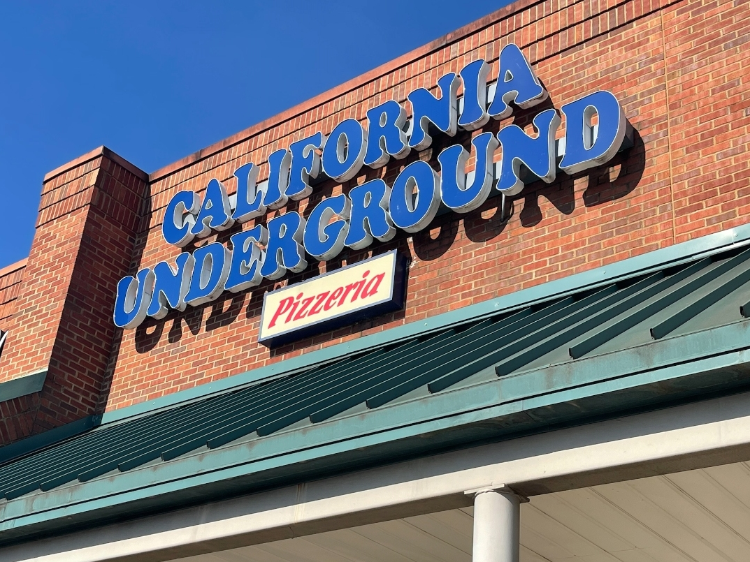 California Underground Pizzeria in Northport 
