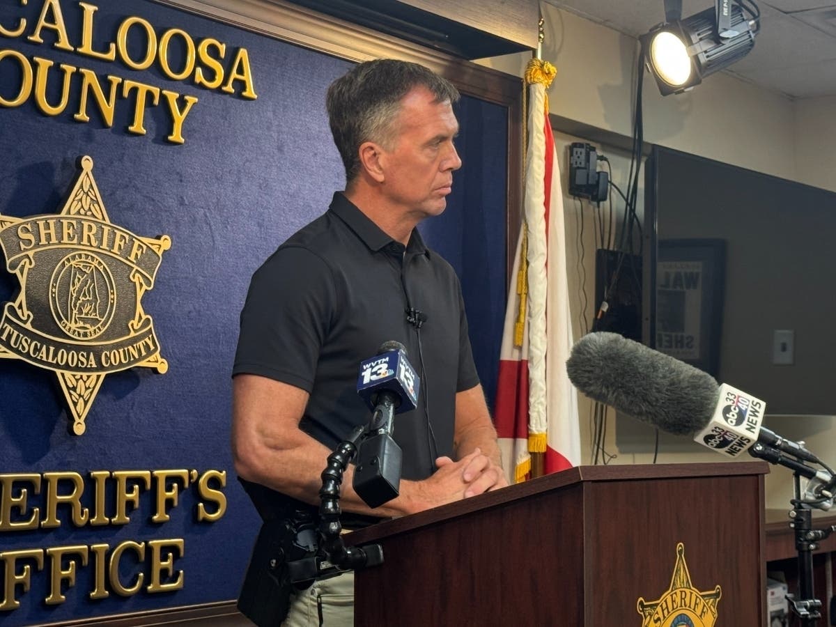 Captain Marty Sellers of the Tuscaloosa Violent Crimes Unit addresses media on Friday.