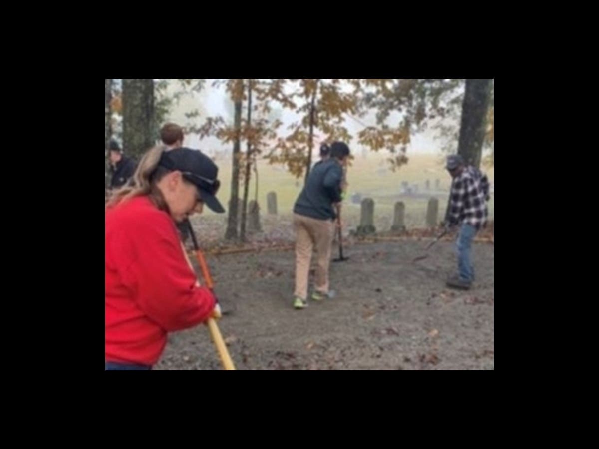 With more than 40 chapters statewide, Citizens of Georgia Power - the employee volunteer arm of the company – gives back to their local communities through in-person and virtual volunteer projects, fundraisers, and donations