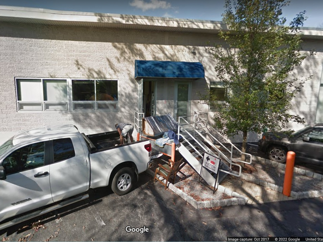 Everything Must Go Martha Stewart's Yard Sale Continues At Auction