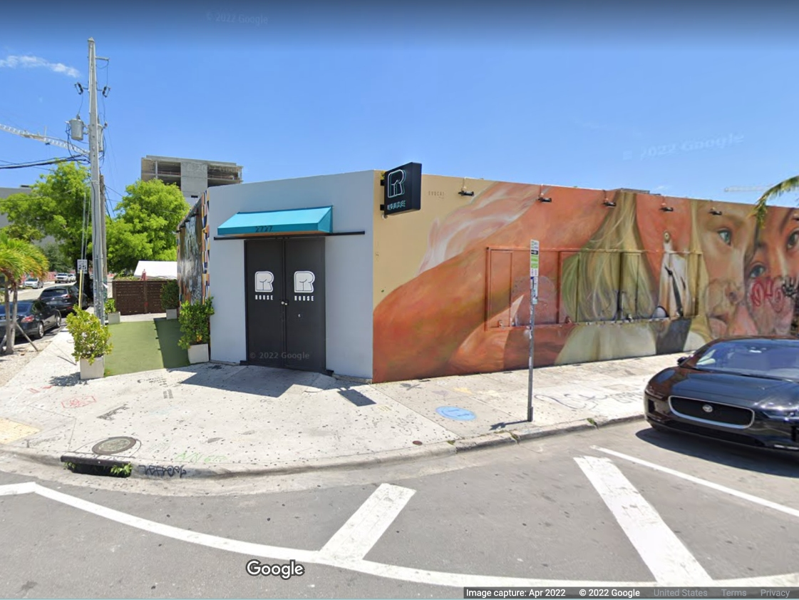 A conservative Canadian YouTuber might have played a role in FL’s investigation into a Miami LGBT bar that allowed kids to attend a drag queen brunch, reports said. 