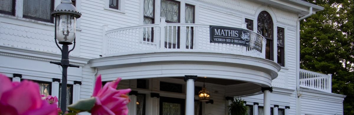 Mathis House Victorian Tea Room and Bed & Breakfast