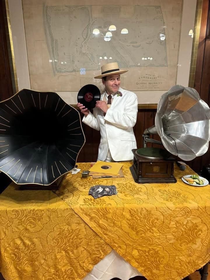 German Night with Phonograph DJ MAC