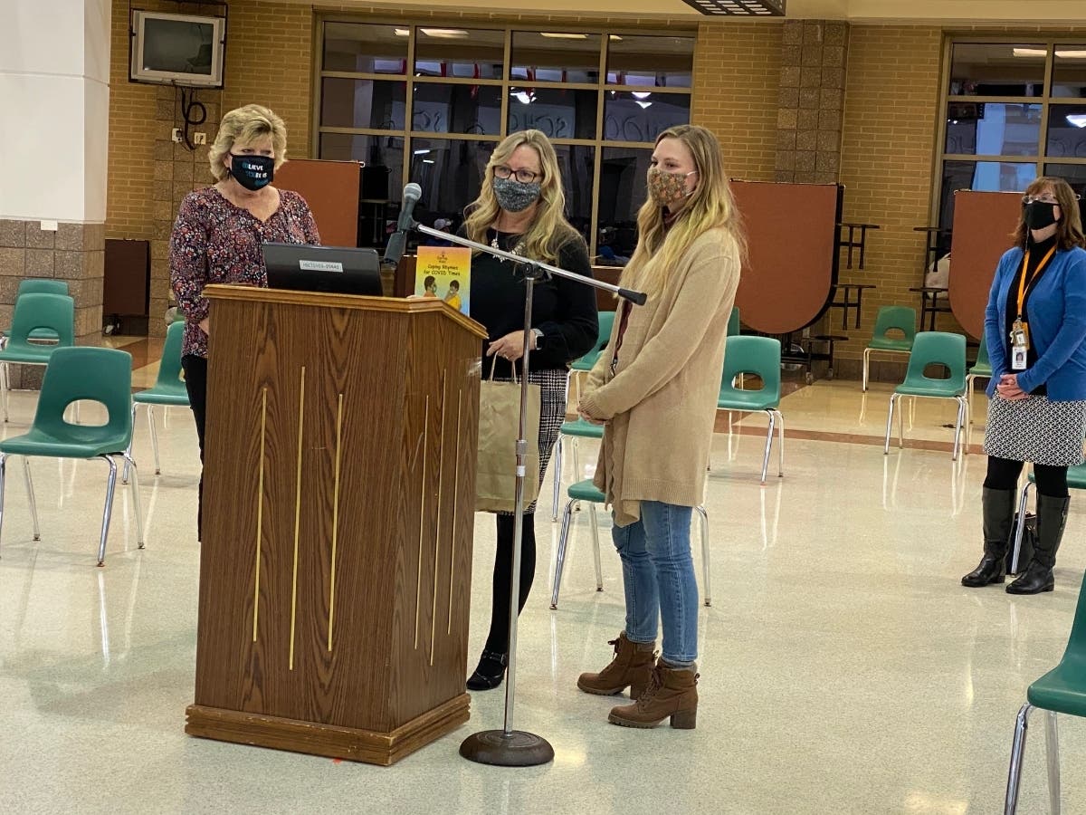 News small post card thumbnail