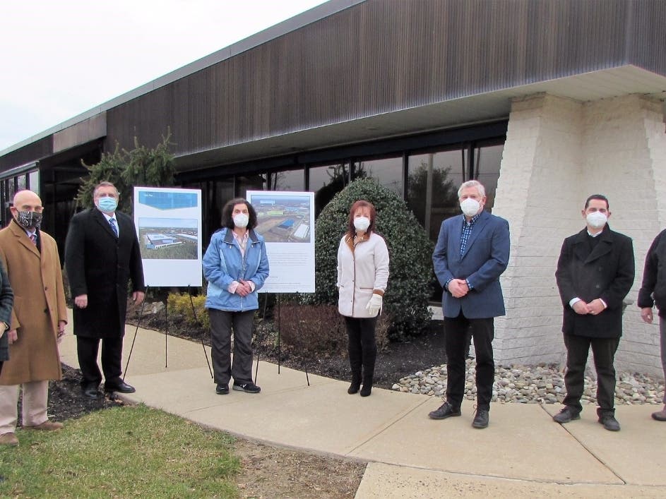 Mayor Janice S. Mironov and Council Members join executives of National Tree Company and Dermody Properties to celebrate the opening of National Tree Company’s new East Windsor facility at 150 Milford Road.  