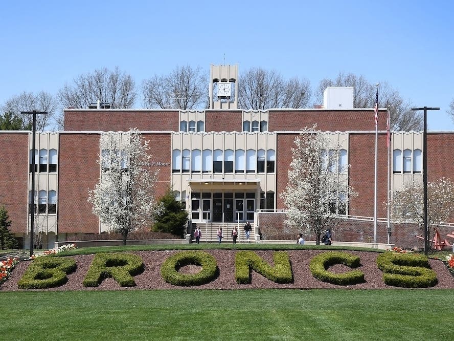 Rider Teams Up With West Windsor Schools To Battle Teacher Shortage