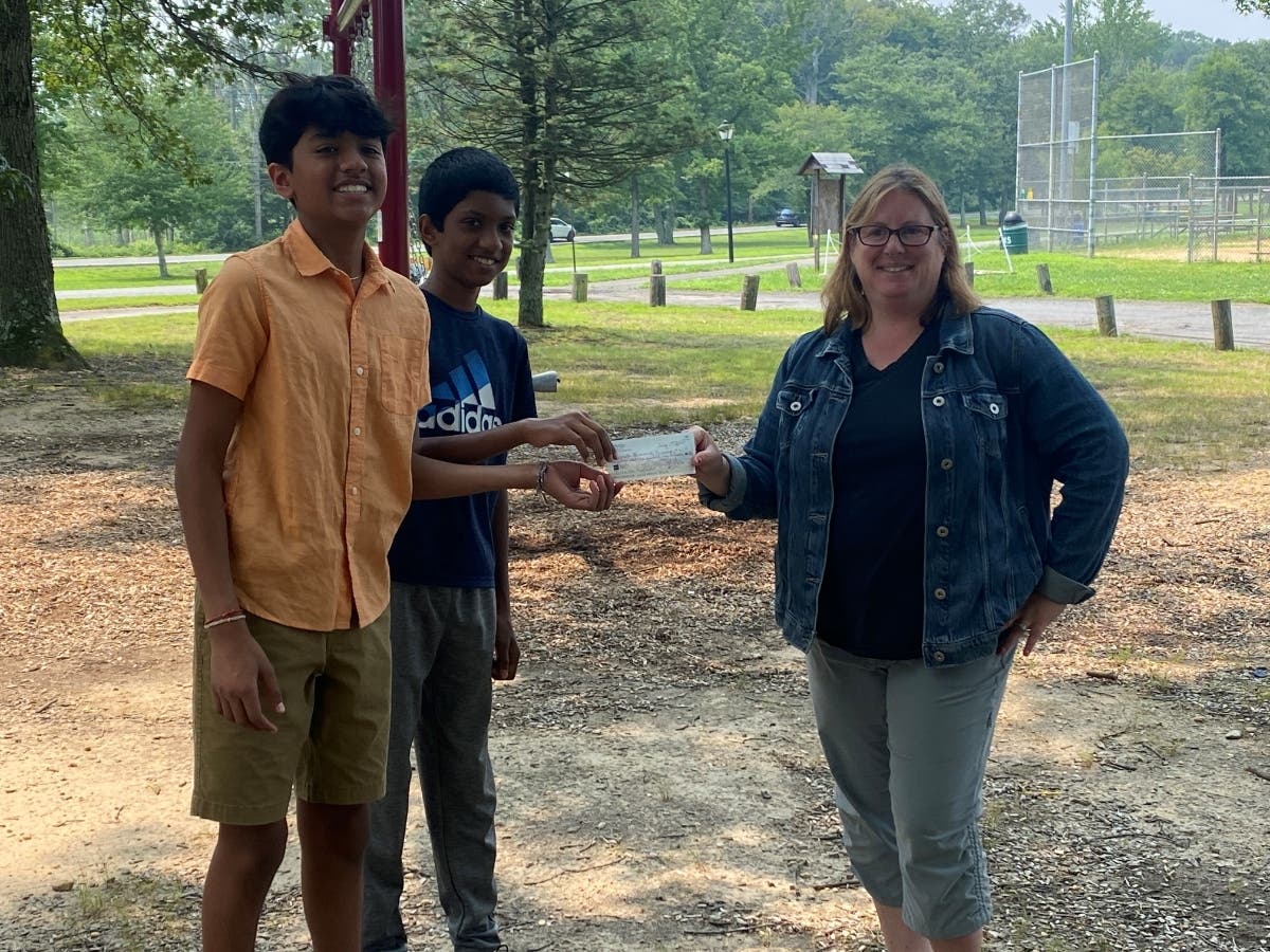 News small post card thumbnail