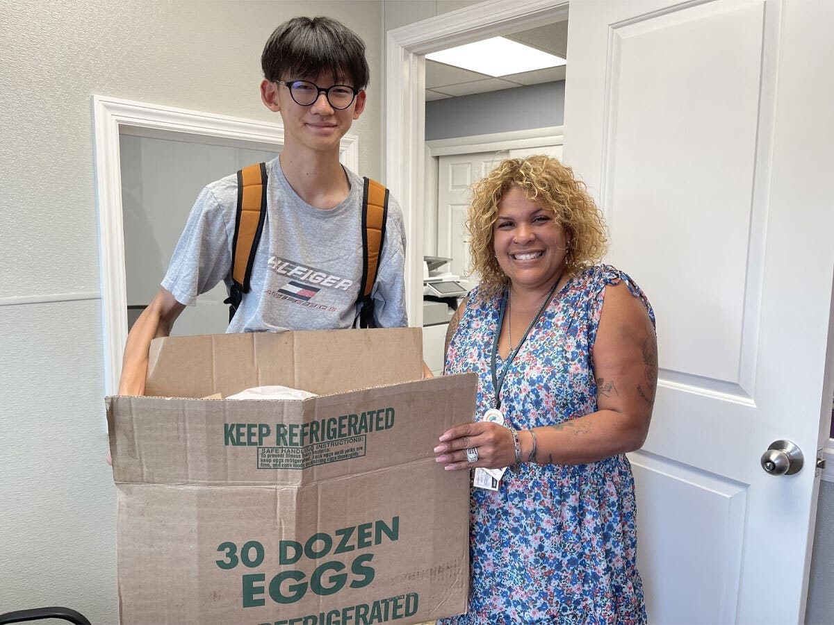 News small post card thumbnail