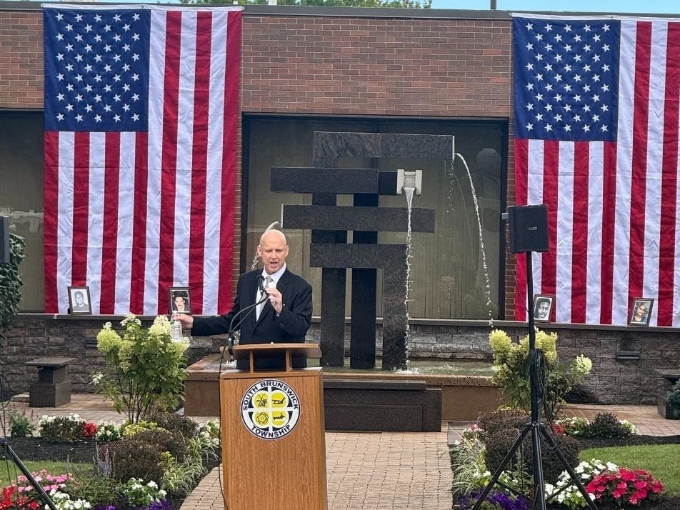 Mayor Carley delivering his remarks