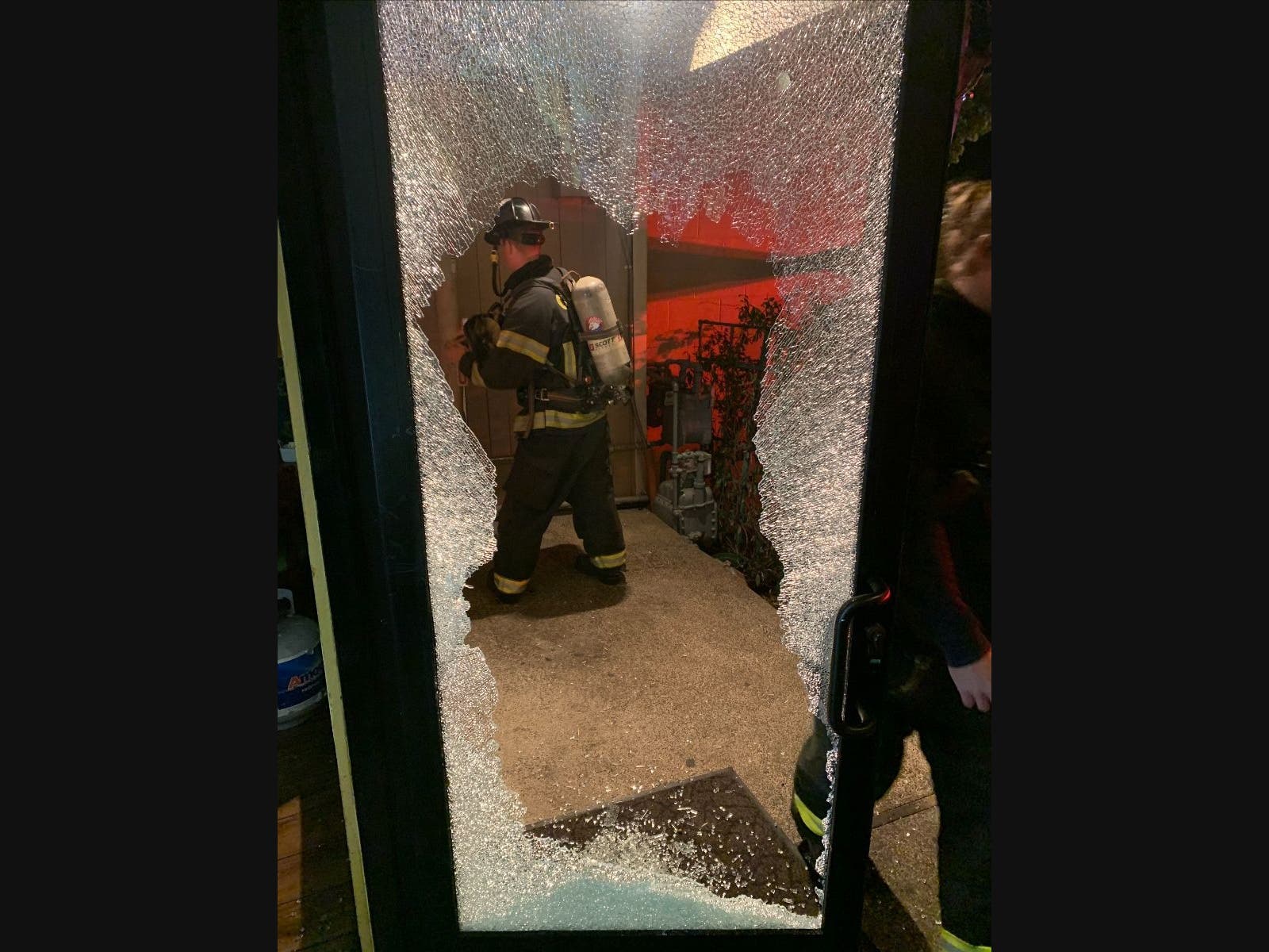 Around 11 p.m. on Tuesday, fire crews responded to a fire alarm at an eatery on Bellam Boulevard.