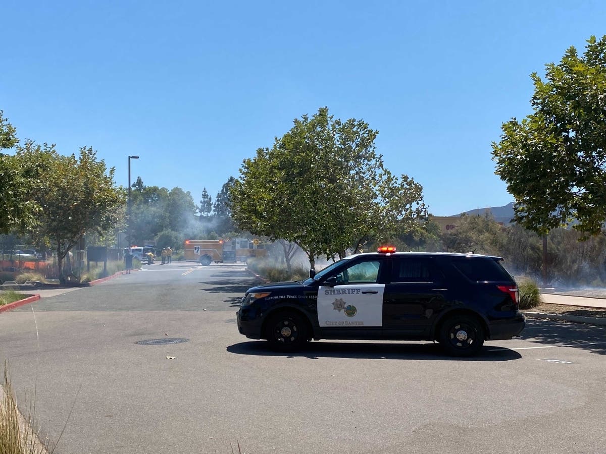 Santee Brush Fire Prompts Evacuations Of Nearby Apartment Complex ...