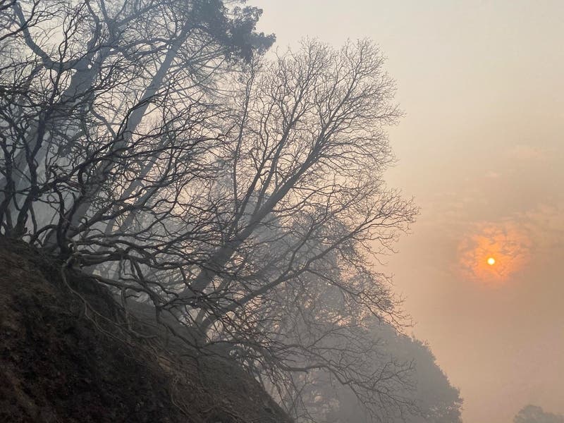 Wildfire smoke combined with scorching inland temperatures and tailpipe exhaust continued to hamper air quality in the Bay Area on Saturday, prompting officials to extend a Spare the Air Alert through Sunday, officials said. 