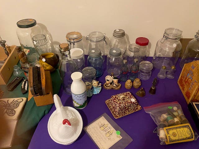 Moving Tag Sale