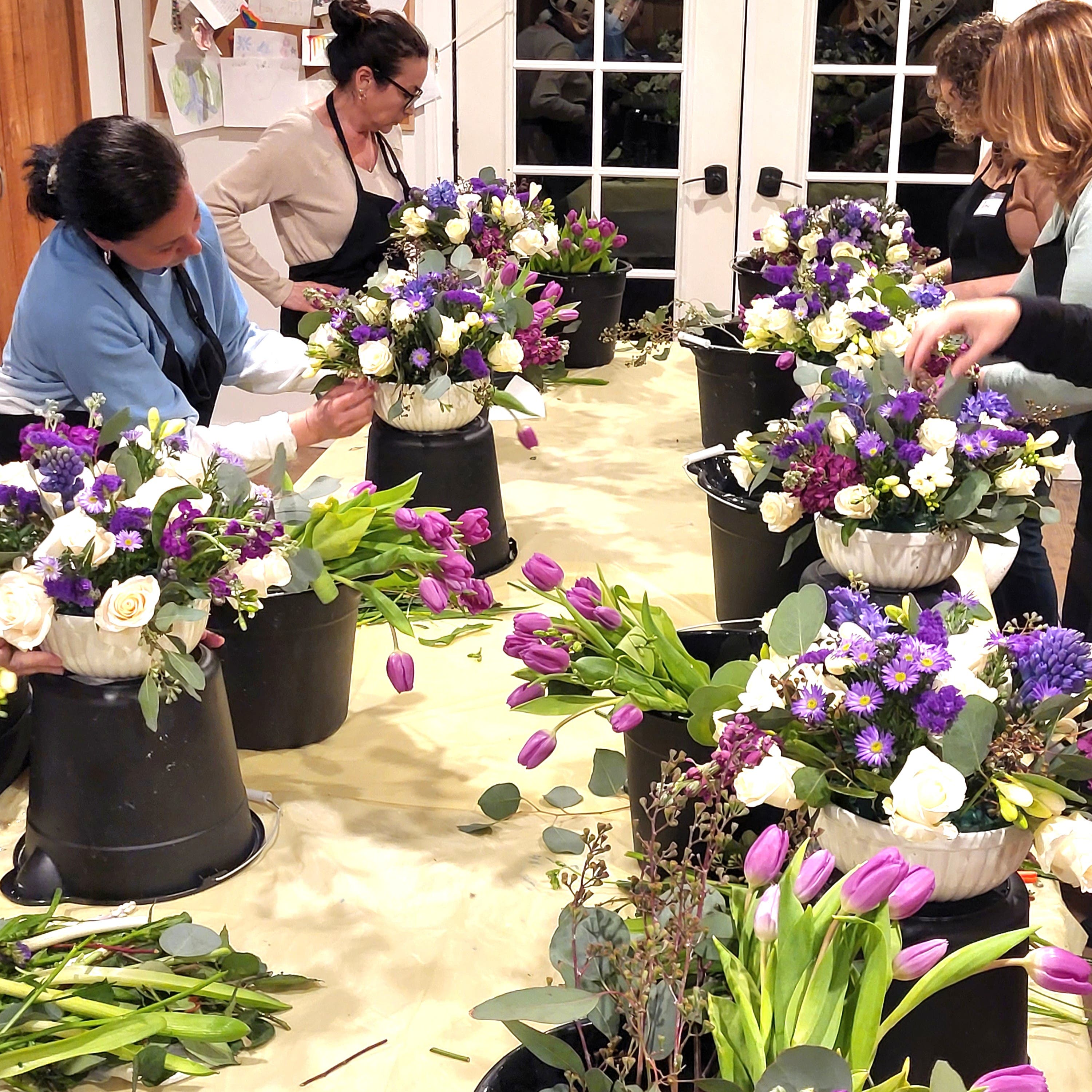 Mothers Day : Fresh Flower Centerpiece Workshop