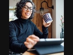 News small post card thumbnail