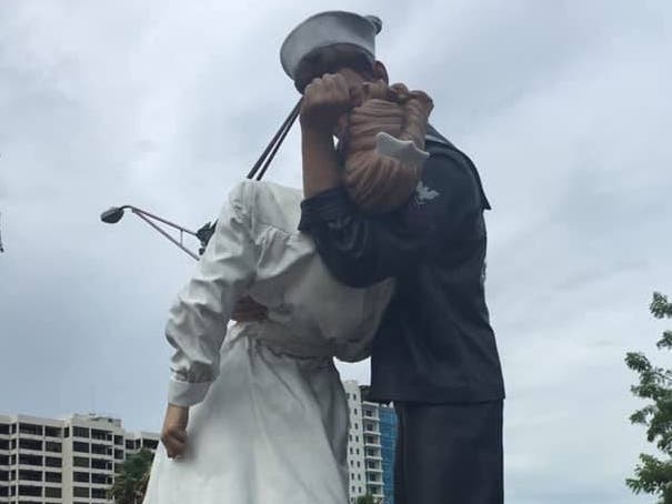 In a 4 to 1 vote, the Sarasota City Commission decided to move “Unconditional Surrender” from its current spot to a new bayfront location.
