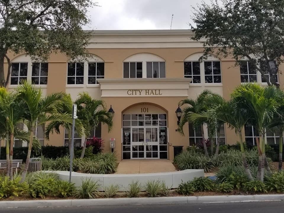 Rob Perry, Bradenton’s new city administrator, replaces Carl Callahan, who recently retired, the city said. Perry previously worked for the city of Albuquerque, New Mexico.