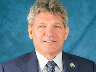 Manatee County commissioners extended the contract of county administrator Scott Hopes and gave him a raise despite concerns from county clerk.