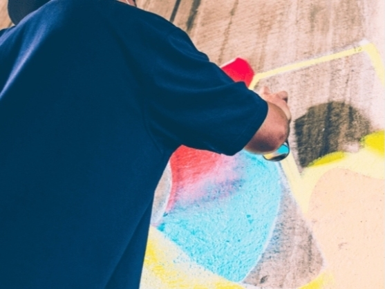 Creative Pinellas and the St. Pete–Clearwater International Airport are teaming up to welcome visitors flying into the airport bright, colorful murals to get them into a vacation state of mind.