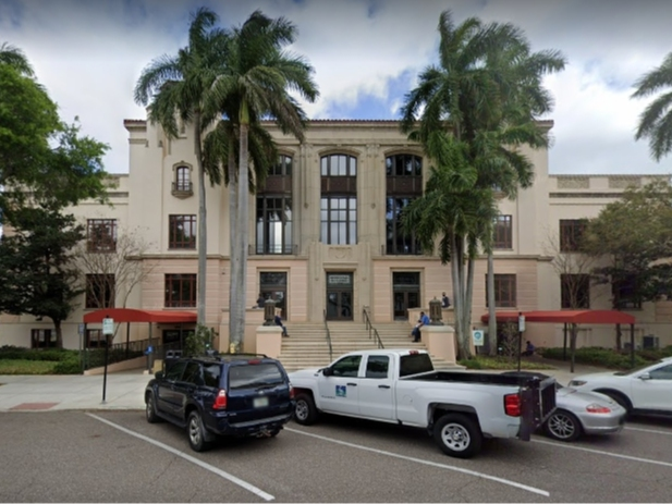 A 75,000-square-foot development proposed by the Moffitt Cancer Center for downtown St. Petersburg has been rejected by Mayor Ken Welch.