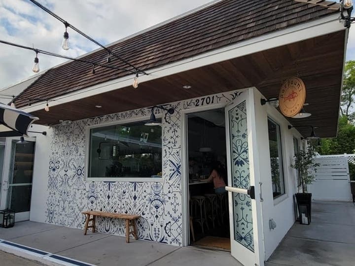 Baba on Central held the soft launch of its new concept, Barbouni at Baba, on Saturday evening in St. Petersburg.