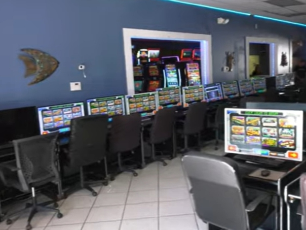 Illegal Gambling Arcade Raided Shut Down Manatee County Sheriff