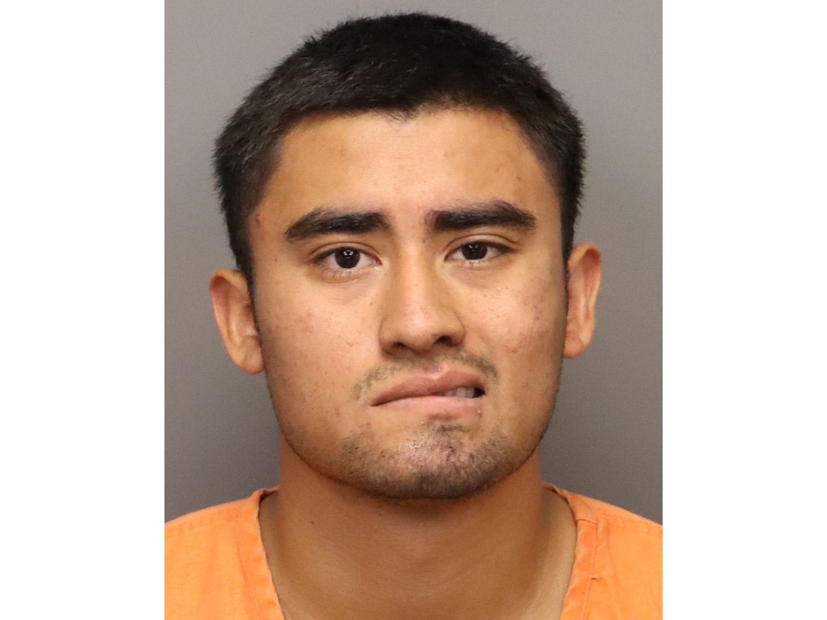 A man tried to force his way into the St. Petersburg home of a woman he doesn’t know but has tried to contact at least twice, police said. 
