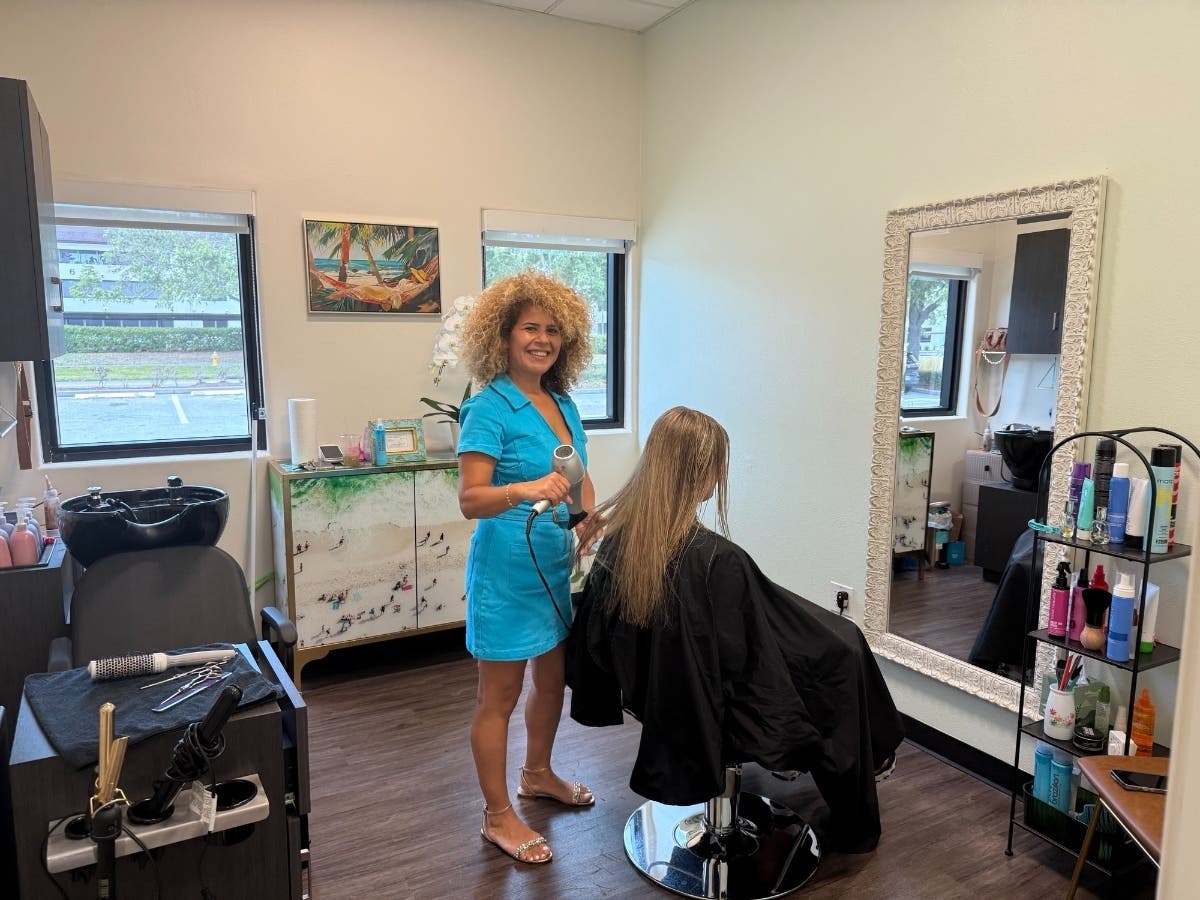 After a competing salon suddenly closed, Clearwater salon owners stepped up to offer displaced beauty professionals a new home.