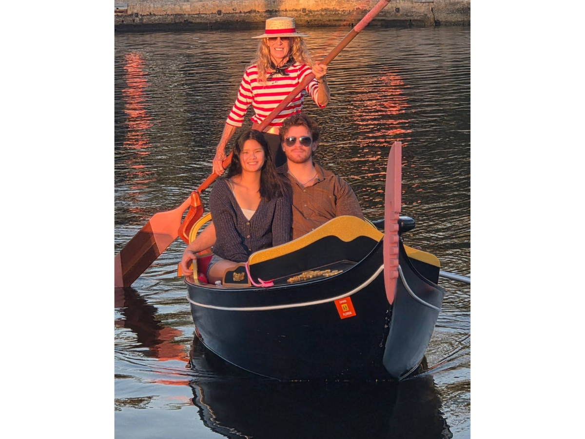 An avid, longtime rower and retired Pasco County teacher offers private gondola rides for two along the Pithlachascotee River.