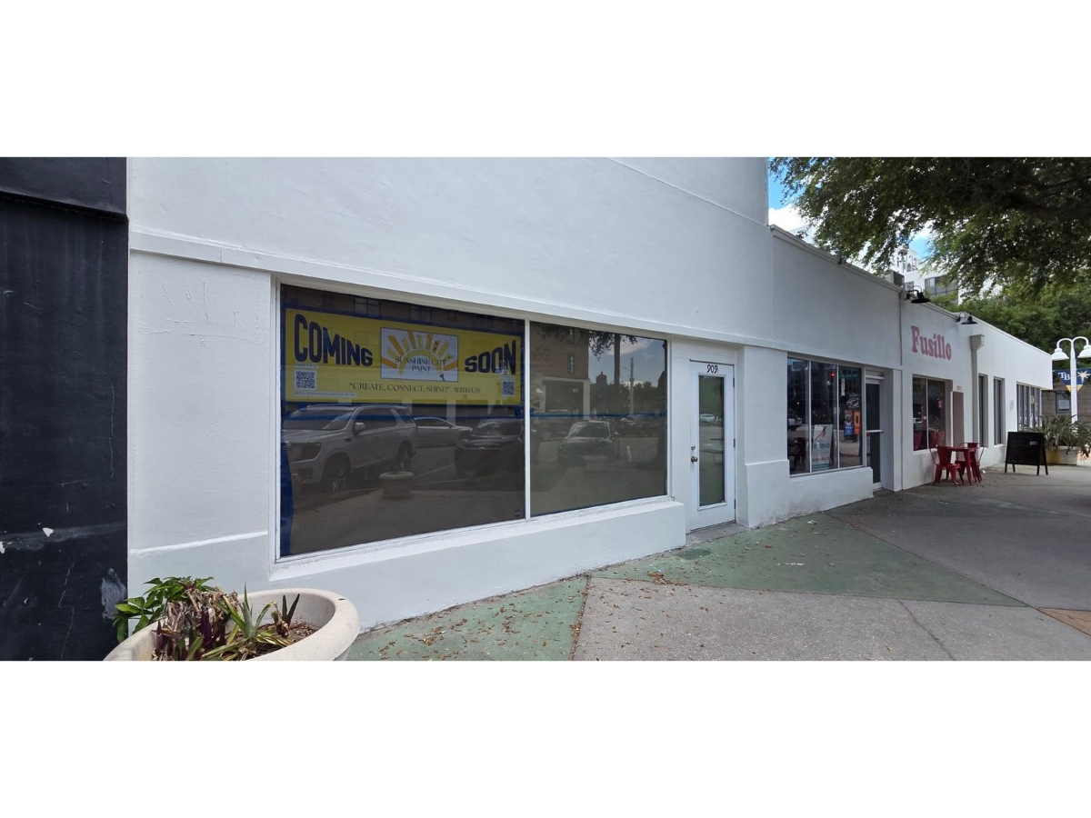 A new family-friendly art studio and paint-and-sip lounge is opening on Central Avenue in St. Petersburg's Edge District.