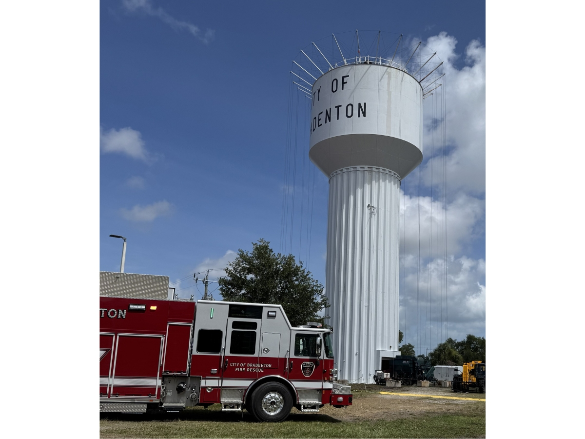 Bradenton fire crews rescued a contractor who was injured while working on a city water tower, officials said. 