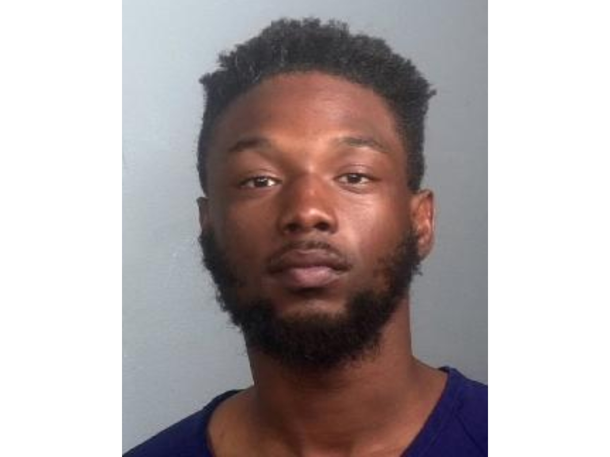 The suspect who stabbed a 15-year-old boy multiple times at a Bradenton home remains at large, the Manatee County Sheriff's Office said.