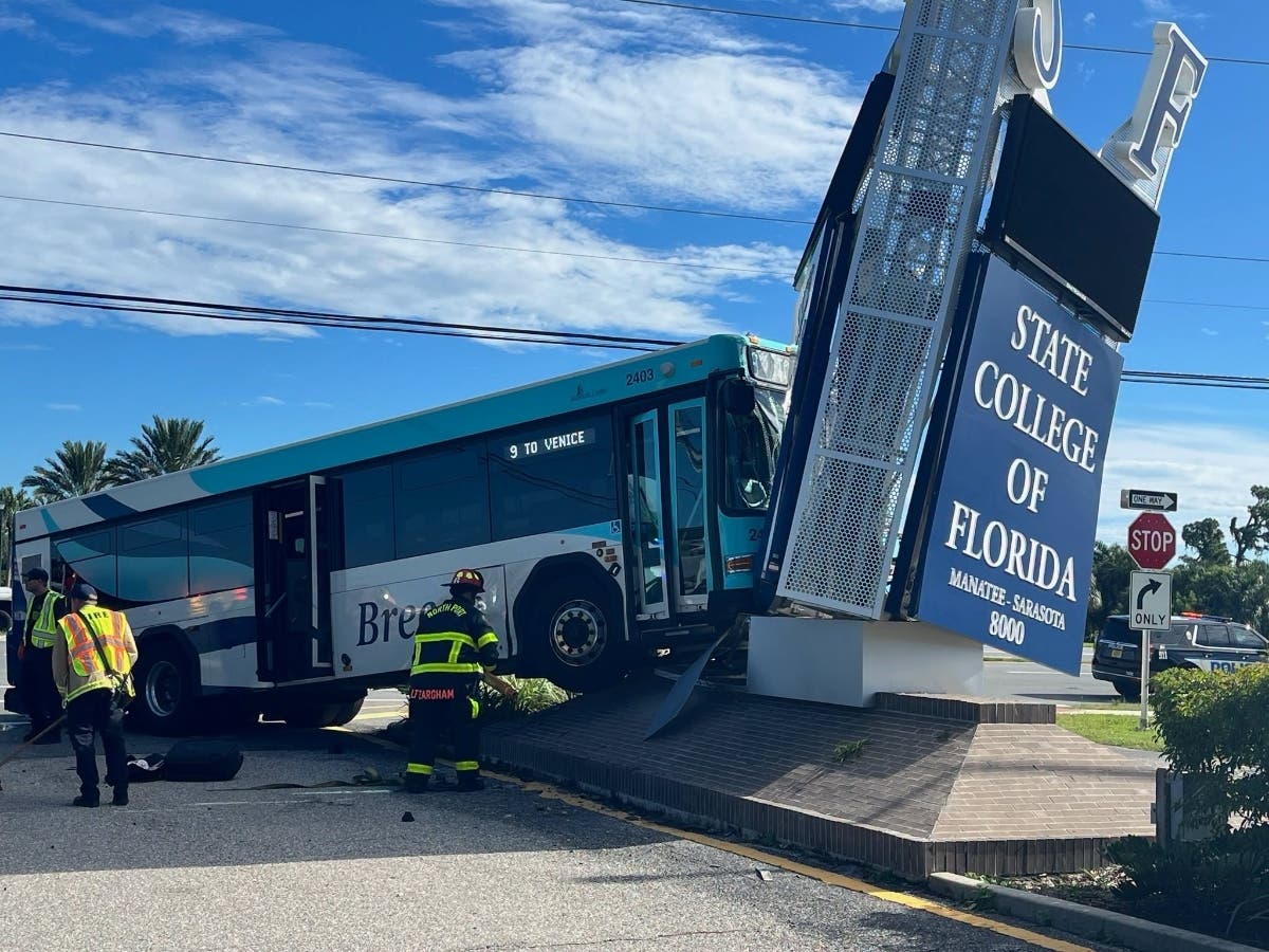 A Sarasota County Breeze bus crashed into the State College of Floridaβs monument sign at the Venice campus, the sheriffβs office said.