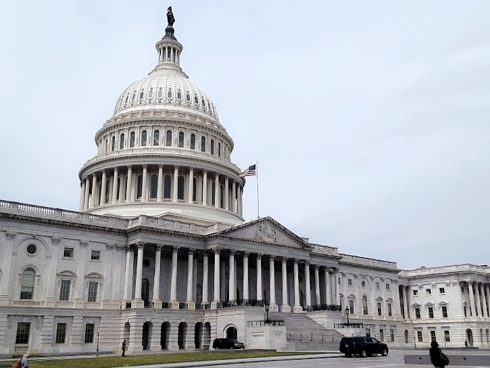 Campaign Finance: Dean vs Barnette