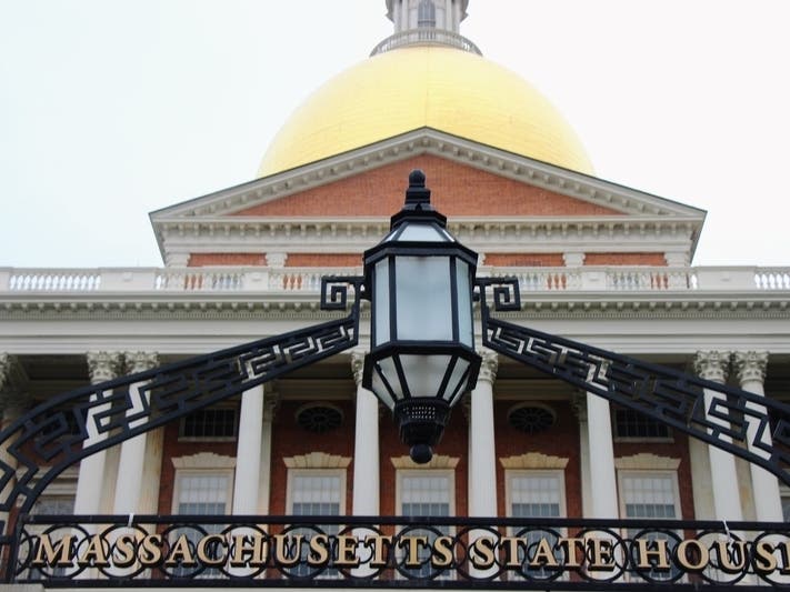 Here’s a look at some of the new state laws that will go into effect in 2022. 