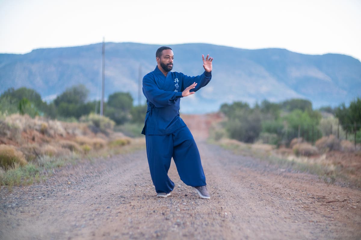 Tai Chi Walking - Feel More Grounded in Just One Session