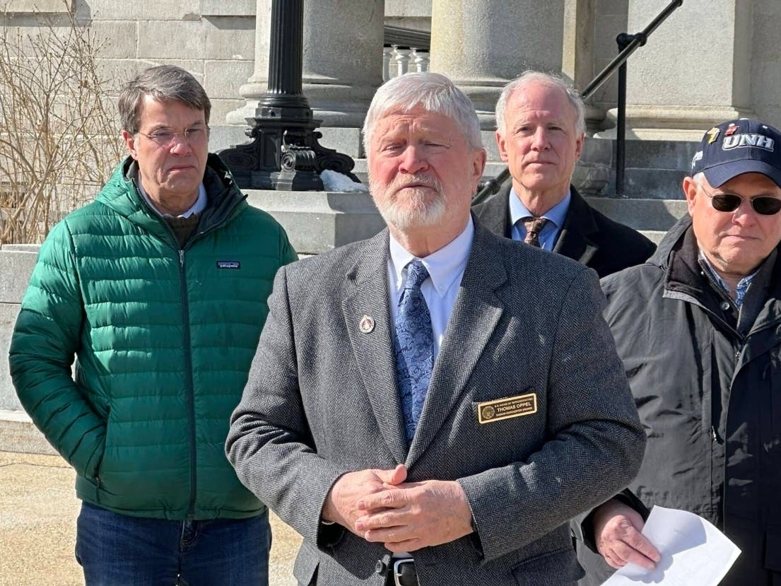 State Rep. Thomas Oppel participates in pro-income-tax press conference in March 2026.