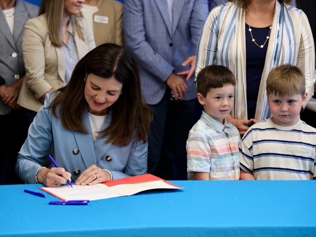 Gov. Kelly Ayotte signs House Bill 1433, which creates the NH Child Day Care Creation Tax Credit, July 9, 2026.