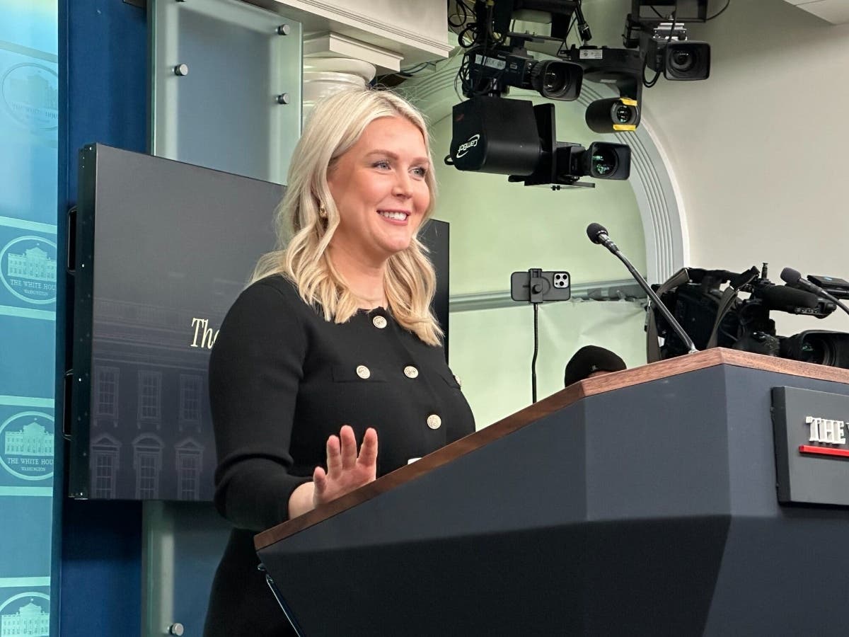 Karoline Leavitt briefs reporters at the White House, February 18, 2025.